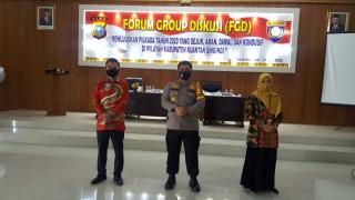 Kapolres Kuansing Buka Acara Forum Group Diskusi Bersaman KPU dan Tokoh Masyarakat