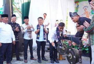 Festival Kreatif Lipat Kain Season III Dibuka Bupati Kampar