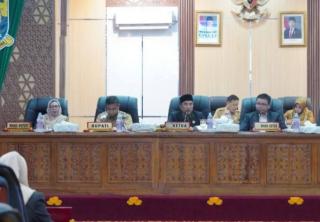 Rapat Paripurna DPRD Kampar Laporan Pansus LKPJ, Bupati Kampar Siap Tindaklanjuti Rekomendasi