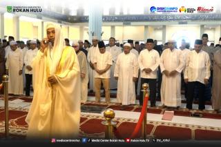 Ribuan Jemaah Padati Islamic Center Rohul Saat Sholat Iduladha 1447 H