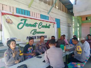Kapolsek Tambusai Gelar Jumat Curhat Dengan Perangkat Desa dan Masyarakat