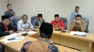 Merasa Dizalimi, Cakades Tanjung Nasrullah Bersama  Pendukung Adukan Nasib ke DPRD Kampar