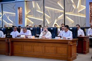Bupati Kasmarni Hadiri Rapat Participating Interest (PI) 10 Persen Bersama KPK RI