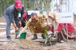 Ground Breaking Pembangunan Kebun Raya UP Diapresiasi Pj Bupati Kampar Firdaus