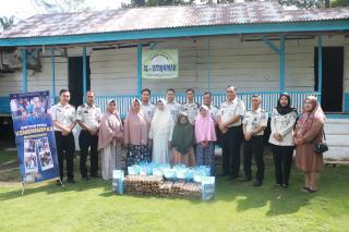 Lapas Pasir Pangaraian Salurkan Bantuan Sosial kepada Masyarakat di Surau Suluk Al-Istiqomah