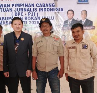 Ketua GWI dan Jajaran Hadiri Pelantikan DPC PJI Rokan Hulu, Perkuat Sinergi Antar Insan Pers