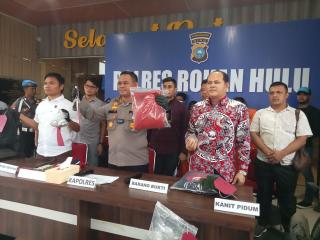 5 Tersangka Spesialis Pencurian Rumah Kosong, Kapolres Rohul Gelar Konferensi Pers