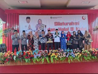 Kades Rokan Timur dan Ibu TP PKK Hadiri Halal Bihalal di Rumah Dinas Bupati Rohul