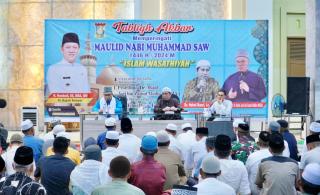 Pj Bupati Kampar Hadiri Tabligh Akbar, Hambali: Semoga Dapat Kita Amalkan Dalam Kehidupan Sehari-har