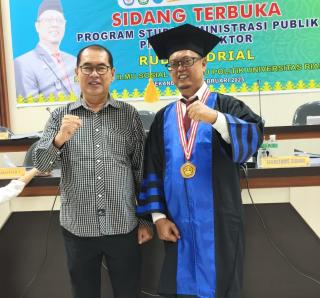 Kabid IKP Diskominfo Rohul Rudy Fadrial Raih Gelar Doktor Ilmu Administrasi, GWI Rohul Ucapkan Selam