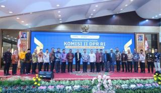 Kunker DPR RI Pengawasan BUMD dan Perbankan, Sekda Kampar: Perkuat Kebijakan Arah Ekonomi Daerah