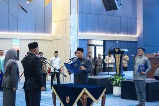 Pelantikan 43 Pejabat Struktural dan Fungsional Dilantik Wako Pekanbaru, Markarius Anwar