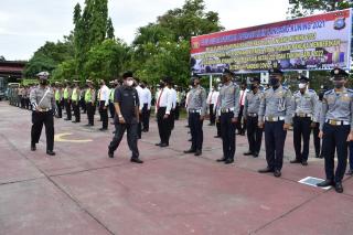 Amankan Nataru Polres Inhu Laksanakan Apel Gelar Pasukan Ops Lilin LK 2021